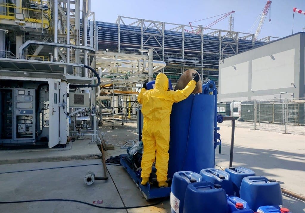 Night operation with IBC tanks
